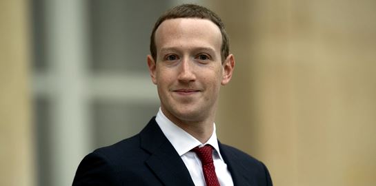Το timeline μιας συνηθισμένης ημέρας από τη ζωή του Mark Zuckerberg