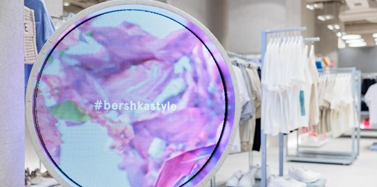 Το νέο image της Bershka στο The Mall Athens είναι εμπειρία