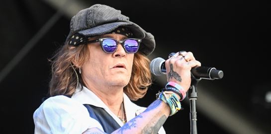 Johnny Depp, εσύ;