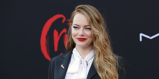 O viral χορός της Emma Stone στη νέα ταινία του Γιώργου Λάνθιμου