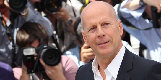 Bruce Willis, σε ευχαριστούμε που έκανες τη φαλάκρα cool