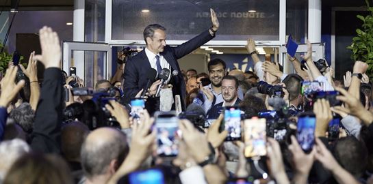 Στις 20 μονάδες η διαφορά ΝΔ – ΣΥΡΙΖΑ στις εκλογές 2023