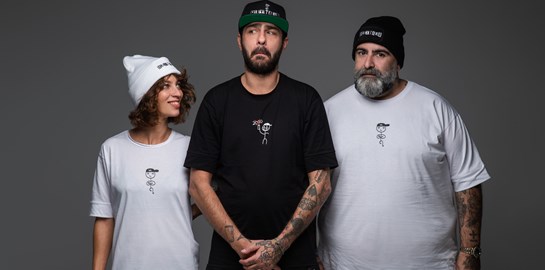 Hustler: Το νέο fashion brand που γεννήθηκε μέσα στο lockdown
