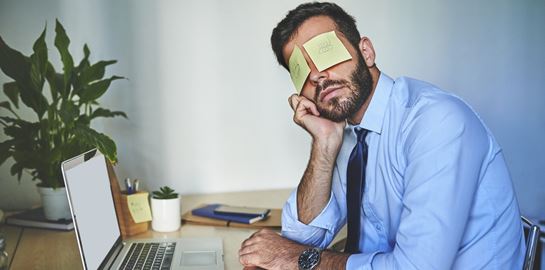 Κατατοπιστικότατος χάρτης δείχνει ποιες ηλικίες στην Ευρώπη δουλεύουν περισσότερο