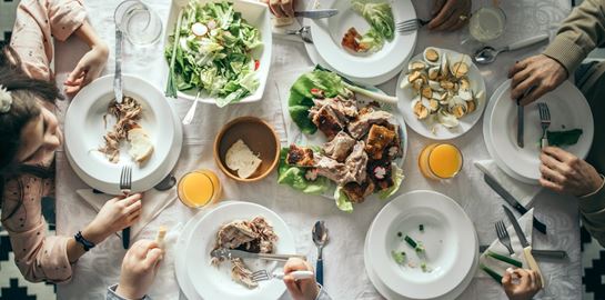 Τι να φας το Πάσχα αν προσέχεις τη διατροφή σου