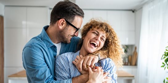 &#39;Περνάμε καλά κι αυτό βγαίνει και προς τα έξω&#39; μετά την πανδημία, λέει έρευνα
