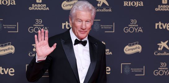 Τι κάνει ο Richard Gere για να δείχνει 20 χρόνια νεότερος