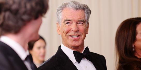 O Pierce Brosnan επιστρέφει ως κατάσκοπος στο θρίλερ In The Wind