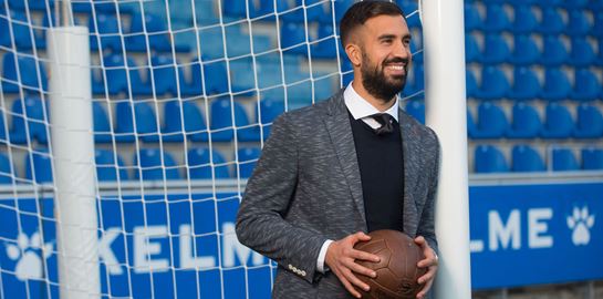 Το στυλ των παικτών της Ντεπορτίβο Αλαβές είναι η επιτομή της κομψότητας