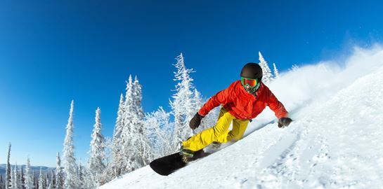 Καίγοντας τρελές θερμίδες με προπόνηση στα χιόνια