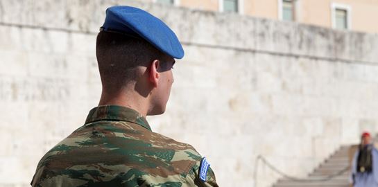 Αυξάνεται κατά 3 μήνες η θητεία στον Στρατό Ξηράς