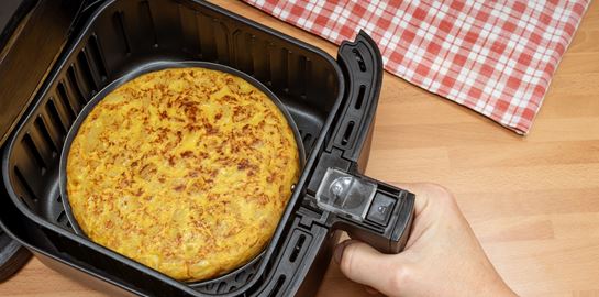 Πανεύκολες συνταγές για να φτιάξεις στο air fryer ακόμα κι αν είσαι &#39;άμπαλος&#39; στο μαγείρεμα