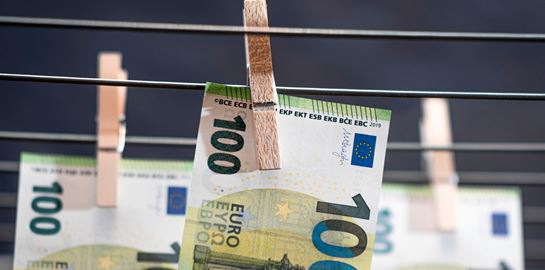 Η διαδρομή του παρανόμου χρήματος