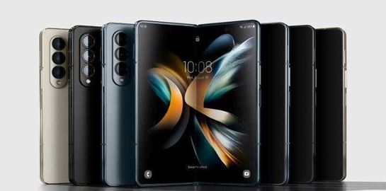 Η τέταρτη γενιά αναδιπλούμενων smartphones είναι εδώ