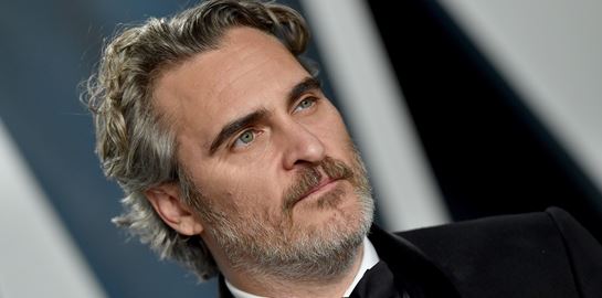 5 ηθοποιοί που υποδύθηκαν τον Ναπολέοντα πριν από τον Joaquin Phoenix