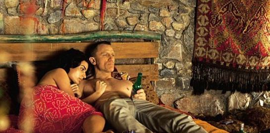 Όταν ο Daniel Craig θυμήθηκε την 007 σκηνή του με την Τόνια Σωτηροπούλου