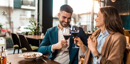 Καμία έκπληξη, οι φιλικές σχέσεις με τους πρώην δεν είναι καλή ιδέα