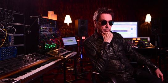 Jean-Michel Jarre, είσαι πάντα τόσο cool;