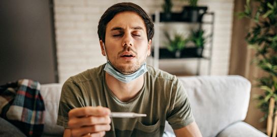 Τι συμβαίνει με τις επιπτώσεις του κορονοϊού σε καρδιά και εγκέφαλο