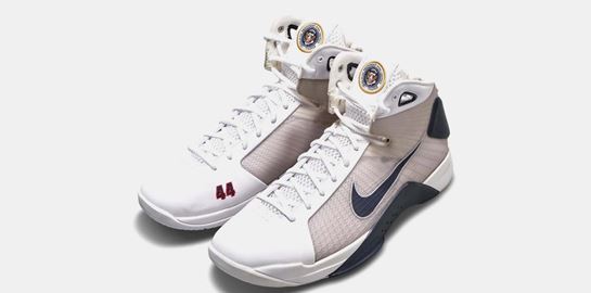 Τα συλλεκτικά Nike Hyperdunks του Barack Obama βγαίνουν στο σφυρί για $25.000