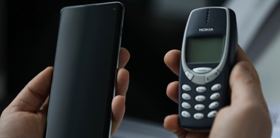 Η επιστροφή των dumbphones