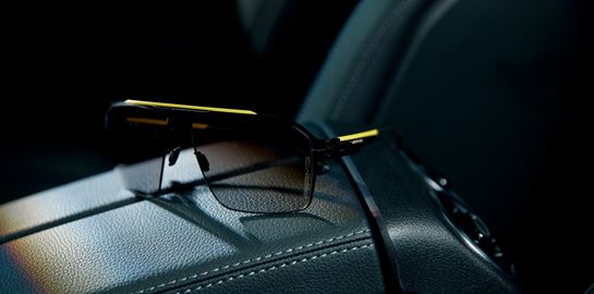 Σπορ φουτουρισμός στα νέα γυαλιά ηλίου ic! berlin x Mercedes-Benz