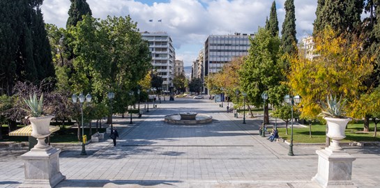 Στο τραπέζι το τέλος του lockdown