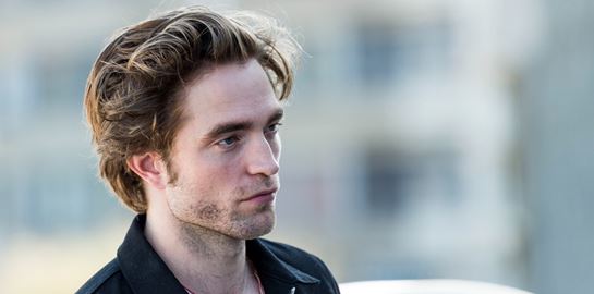 Cargo βερμούδα, όπως του Robert Pattinson