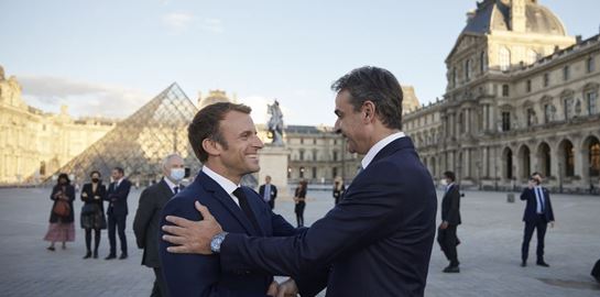 Η Γαλλία, ξανά δίπλα στην Ελλάδα