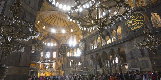 Παγκόσμια οργή εναντίον Erdogan για την Αγιά Σοφιά