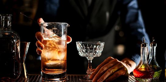 Το σκωτσέζικο ουίσκι σε 5 κλασικά cocktails