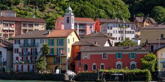 Κι όμως, υπάρχουν και στην Ελβετία σπίτια του €1