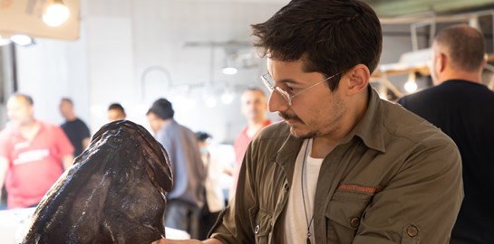 Ο Αλέξανδρος Τσιοτίνης μαγειρεύει (και) στο Youtube