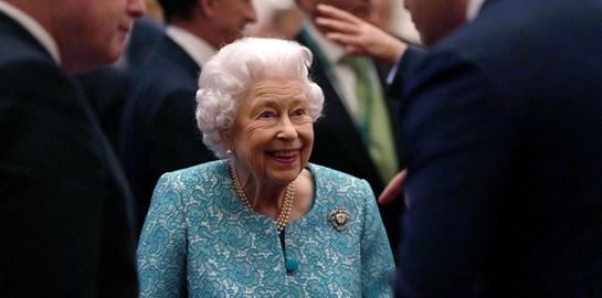 Η βασίλισσα Ελισάβετ και τι συμβαίνει με την υγεία της