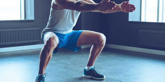 2 σύντομες και αποτελεσματικές ασκήσεις για ατσάλινα πόδια