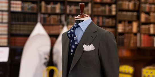 Στο Fondazione, για χειροποίητο σακάκι και κοστούμι