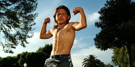 Richard Sandrak: Πώς άλλαξε το πιο δυνατό παιδί στο πέρασμα του χρόνου