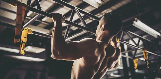 5 ασκήσεις που θα 'φτιάξουν' την πλάτη σου