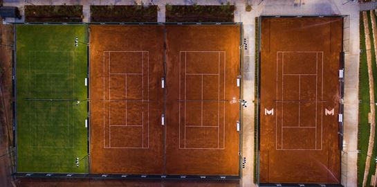 Στο Costa Navarino (και) για τένις