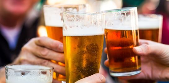 Μπίρα lager για υγιές έντερο προτείνει η επιστήμη