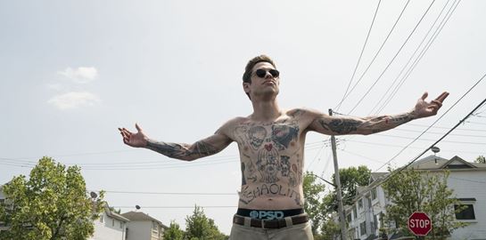 &quot;Η Τέχνη της Ενηλικίωσης&quot; και ό,τι νέο έρχεται στα θερινά σινεμά