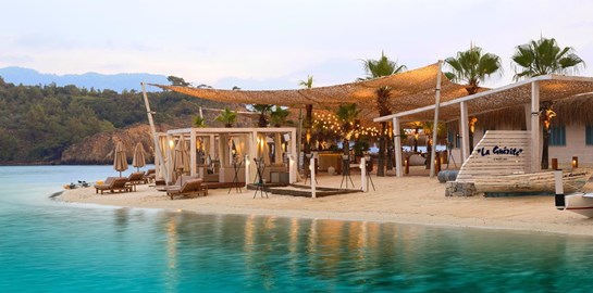 Λένε πως αυτά είναι τα κορυφαία beach bars της Μεσογείου