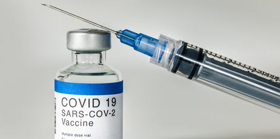 Η δεύτερη δόση του εμβολίου ίσως έχει παρενέργειες