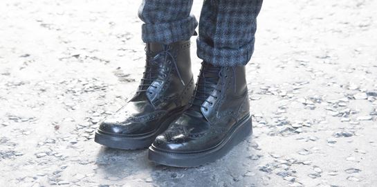 Αλλάζουμε εποχή με 7 κλασικά στυλ μπότας