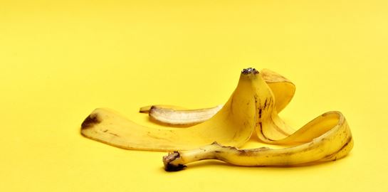 Ο απίθανος λόγος που δεν πρέπει ποτέ να πετάς τις μπανανόφλουδες