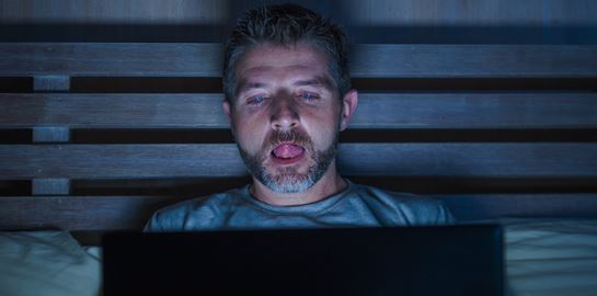 Πώς το πορνό επηρεάζει την ψυχική μας υγεία