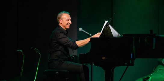 Ο Μίνως Μάτσας ξανά στο Gazarte Main Stage