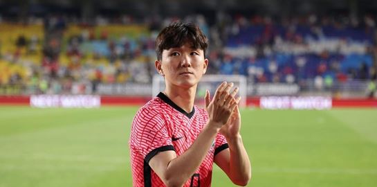 Όλοι λατρεύουν τον In-beom Hwang (και) στο Κατάρ