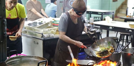 Street Food: H νέα σειρά του Netflix από τον δημιουργό του Chef&#39;s Table