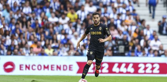 Ο αριστοκρατικός Cesc Fabregas τα φέρνει όλα στα μέτρα του